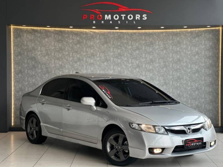 HONDA - CIVIC - 2009/2009 - Prata - R$ 49.900,00