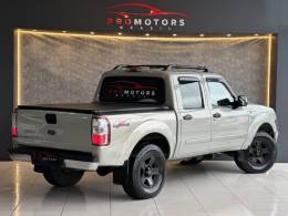 FORD - RANGER - 2010/2011 - Bege - R$ 84.900,00